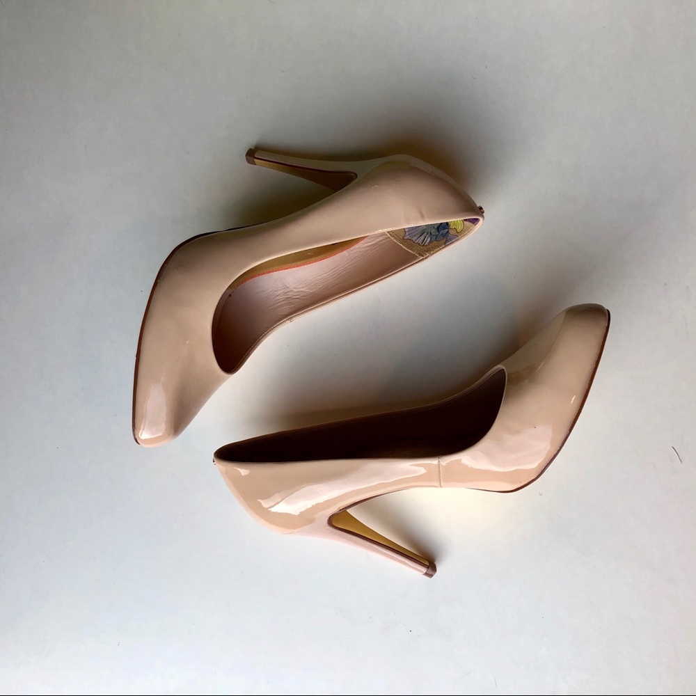 Ted Baker London nude pumps